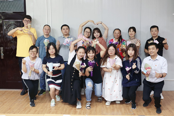 共話七夕節(jié) 牢記家國情 ——公司第一、二、三黨支部開展聯(lián)學(xué)聯(lián)建主題黨日活動